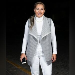 GAP Grey Herringbone Waterfall Knit Vest Oversized Size S